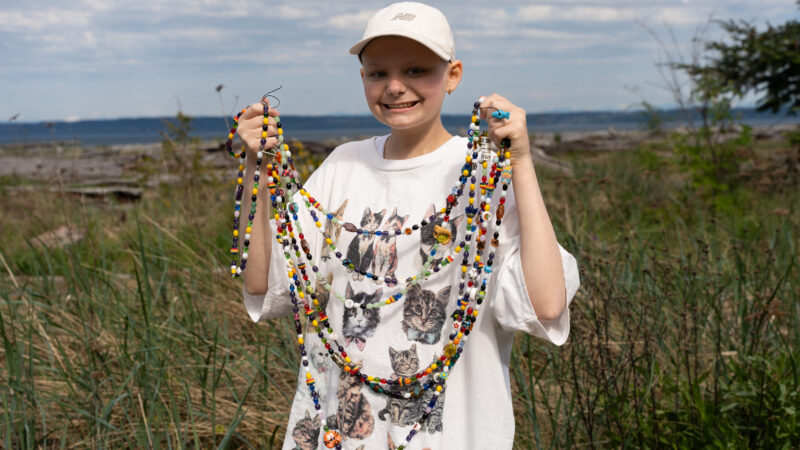 Bainbridge girl ‘checks’ leukemia’s challenges marked by artist-made beads