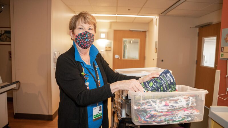 MultiCare volunteers lift up patients, families and care teams 4